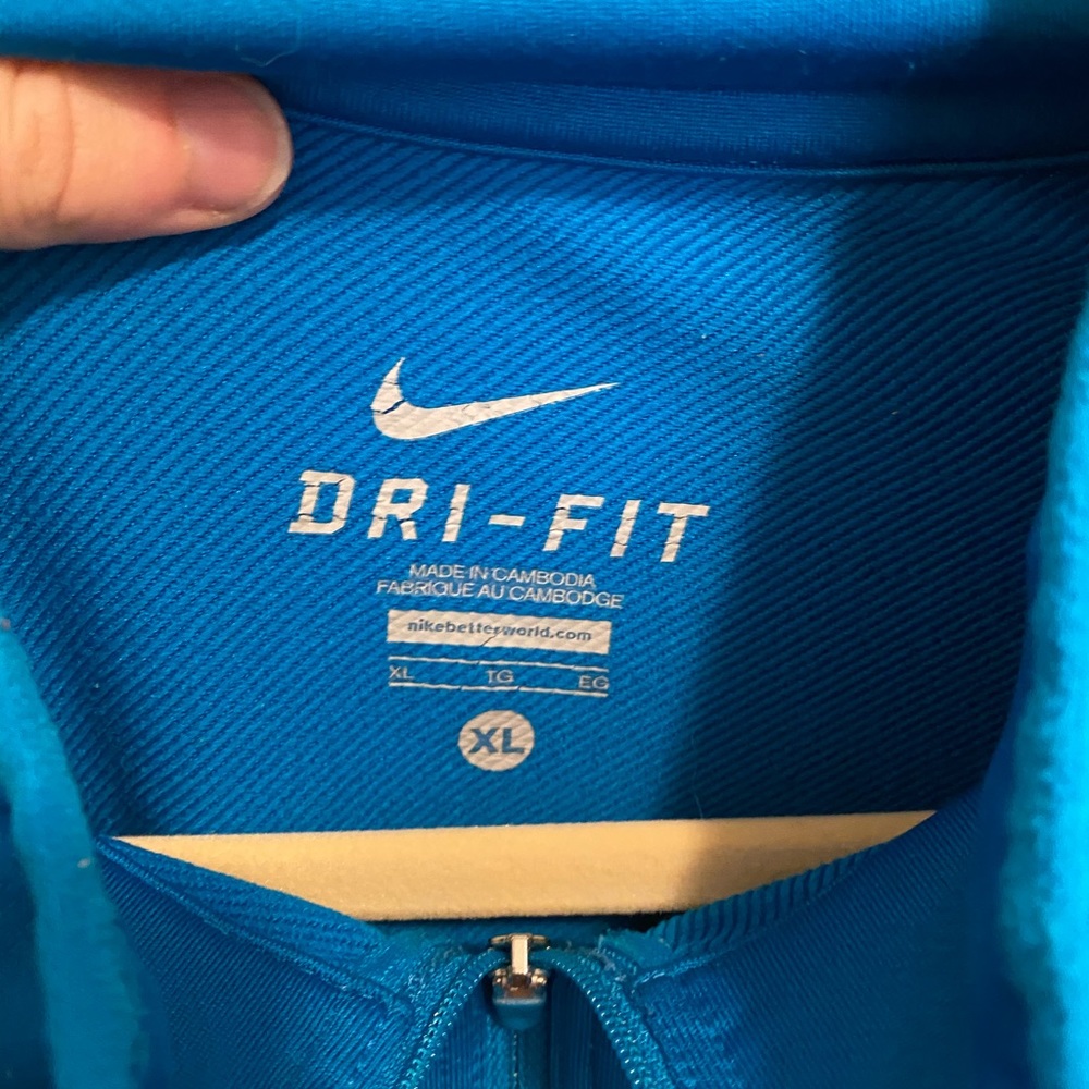 Nike Men’s Dri-fit Half-zip Pullover - Picture 3 of 4